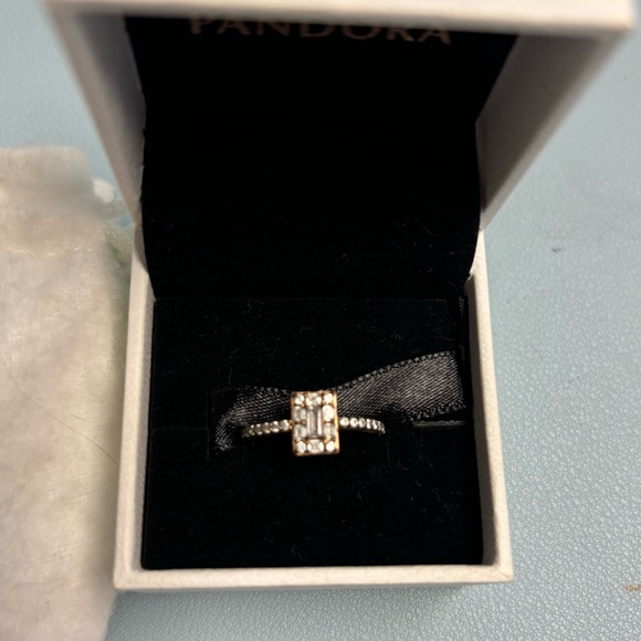 Pandora Timeless Sparkling Square Halo Ring sz 5 Gorgeous 💍 Gold Plated - Picture 4 of 8